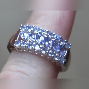 TANZANITE AND STERLING 925 LADIES RING SIZE 7